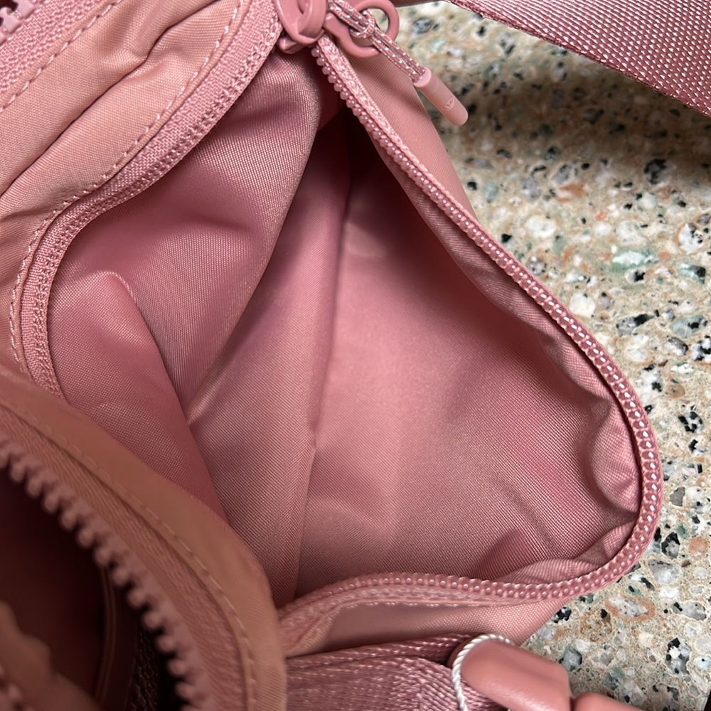 LuluLemon Pink Rose Everywhere Belt Bag 1L - Picture 8 of 8